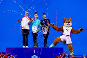 podium app sf 04249 copia simone ferraro ph